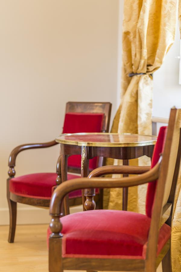 Chambres D'Hotes De Chateau Renon Tabanac Exteriör bild